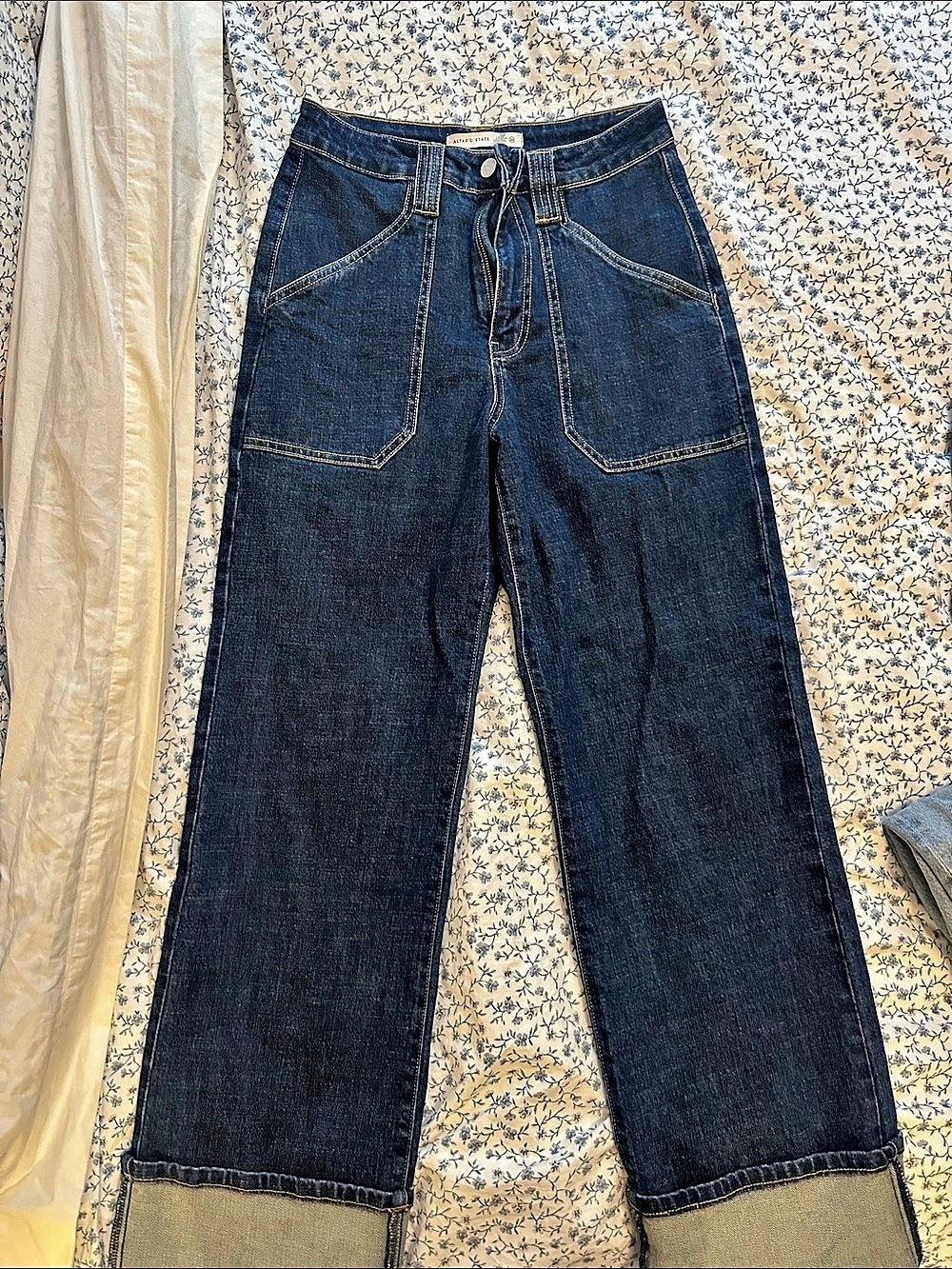Altars state Wide Leg Jeans cuffed in Blue Waist 26 Like New